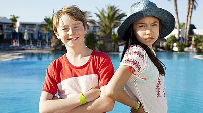 Mehr zum Film „Familienchaos - All inclusive“ Szenenbild aus dem Film „Familienchaos - All inclusive“