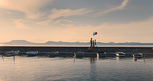 Szenenbild aus dem Film „I Accidentally Wrote a Book – Der Sommer, als (m)ich meine Geschichte fand“