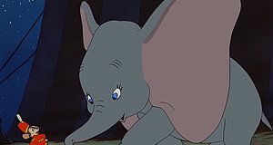 Szenenbild aus dem Film „Dumbo, der fliegende Elefant“