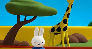 Szenenbild aus dem Film „Miffy - Der Film: Schatzsuche im Zoo“