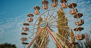 Szenenbild aus dem Film „Spuk unterm Riesenrad“