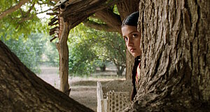 Szenenbild aus dem Film „Ghost School“ Szenenbild aus dem Film „Ghost School“