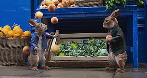 Szenenbild aus dem Film „Peter Hase 2 – Ein Hase macht sich vom Acker“