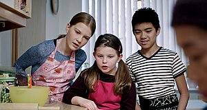 Szenenbild aus dem Film „Birta rettet das Weihnachtsfest“ Szenenbild aus dem Film „Birta rettet das Weihnachtsfest“