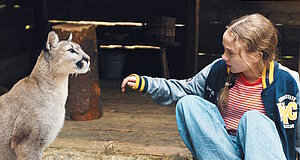 Szenenbild aus dem Film „Woodwalkers 2“ Szenenbild aus dem Film „Woodwalkers 2“