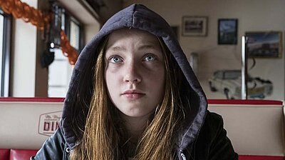 Szenenbild aus dem Film „Invisible Sue - Plötzlich unsichtbar“