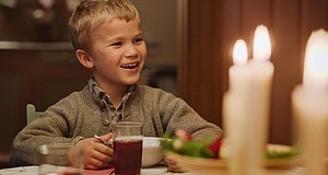 Szenenbild aus dem Film „Ein Weihnachtsfest für Teddy“