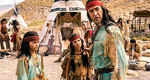 Szenenbild aus dem Film „Der junge Häuptling Winnetou“