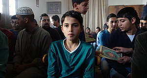 Szenenbild aus dem Film „Ein Lied für Nour“