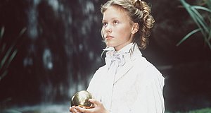 Szenenbild aus dem Film „Frau Holle (Grimms Märchen - Spielfilm-Edition)“