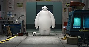 Szenenbild aus dem Film „Baymax - Riesiges Robowabohu“