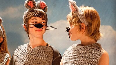 Mehr zum Film „Mister Twister – Mäuse, Läuse und Theater“ Szenenbild aus dem Film „Mister Twister – Mäuse, Läuse und Theater“