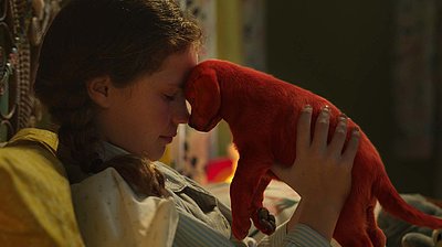 Szenenbild aus dem Film „Clifford - Der große rote Hund“