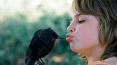 Szenenbild aus dem Film „Kauwboy - Kleiner Vogel, großes Glück“