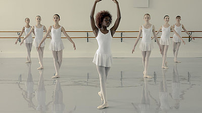 Szenenbild aus dem Film „Neneh Superstar“