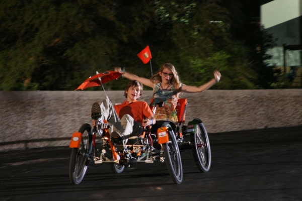 Szenenbild aus dem Film „Space Kids - Abenteuer im Weltraumcamp“
